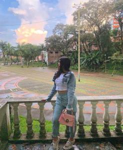 611296231: Chica busca chico en Córdoba