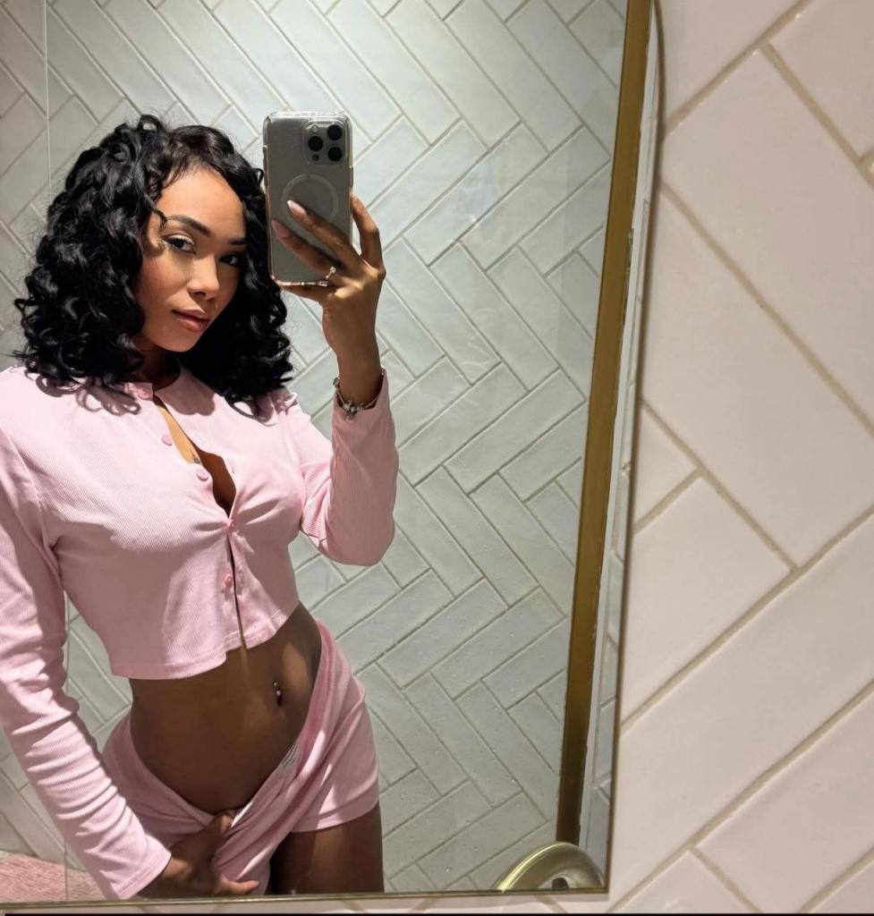 Chica busca chico en Asturias: 