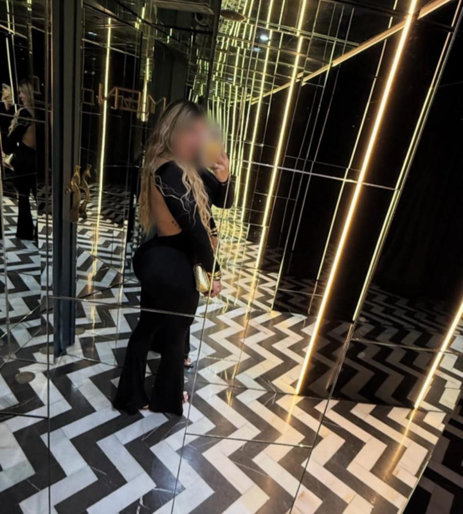 Chica busca chico en Sevilla: 