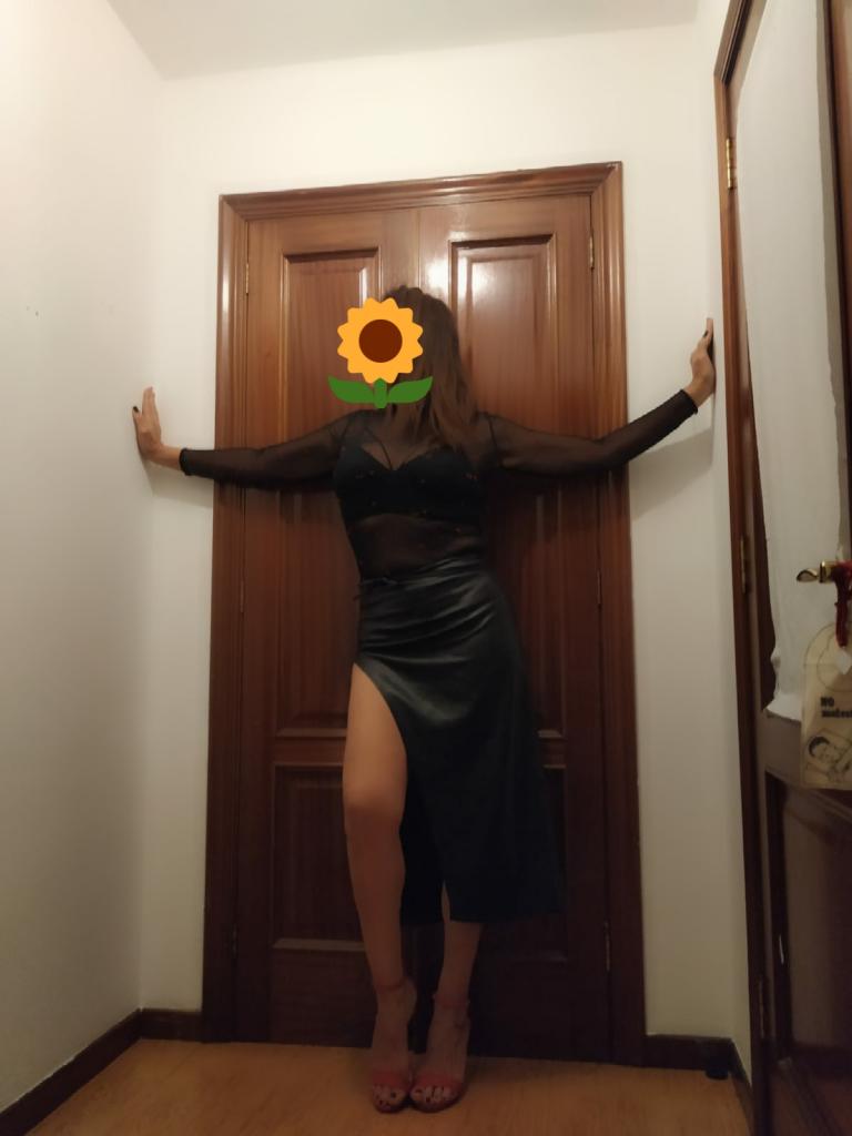 644164419: Chica busca chico en Pontevedra