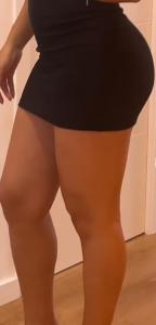 623737739: Chica busca chico en Barcelona