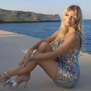 631049757: Chica busca chico en Madrid