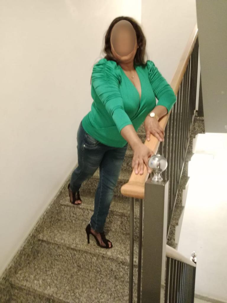 624448922: Chica busca chico en Pontevedra