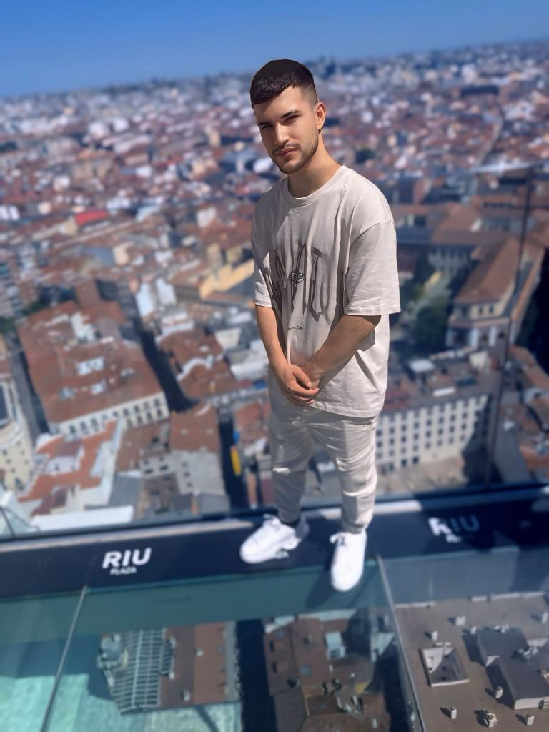 682409525: Transexual en Madrid