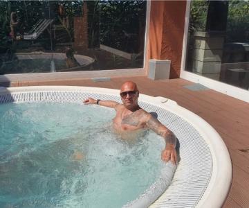 672447608: Chico busca chica en Álava