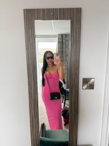 614826257: Chica busca chico en Valencia