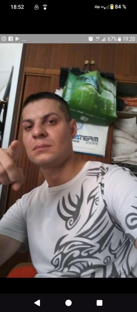 Chico busca chica en Madrid: 