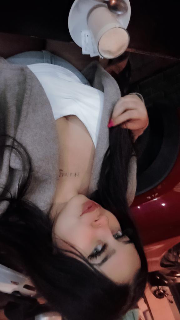 Chica busca chico en Almería: 