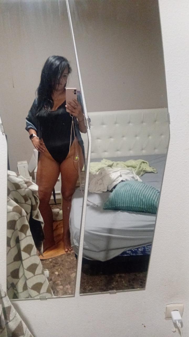 672811406: Chica busca chico en Valencia