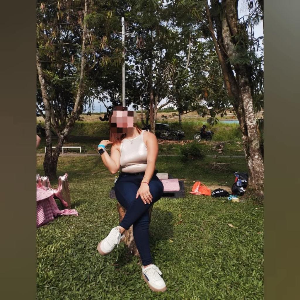 Chica busca chico en Sevilla: 