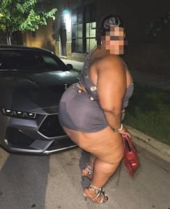 612499278: Chica busca chico en Gerona