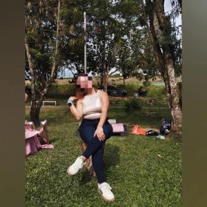 641800153: Chica busca chico en Sevilla