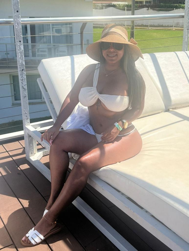 614718031: Chica busca chico en Málaga