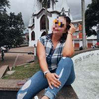 641800153: Chica busca chico en Sevilla