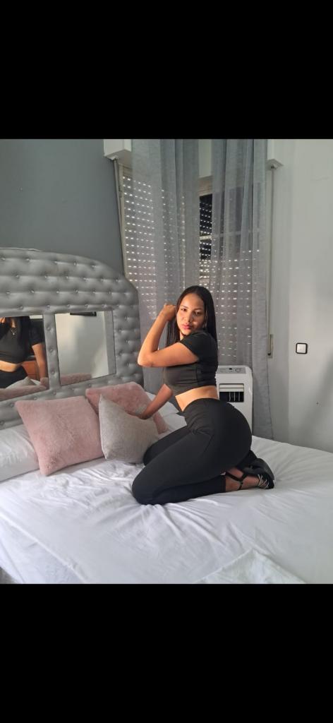 Chica busca chico en Cádiz: 