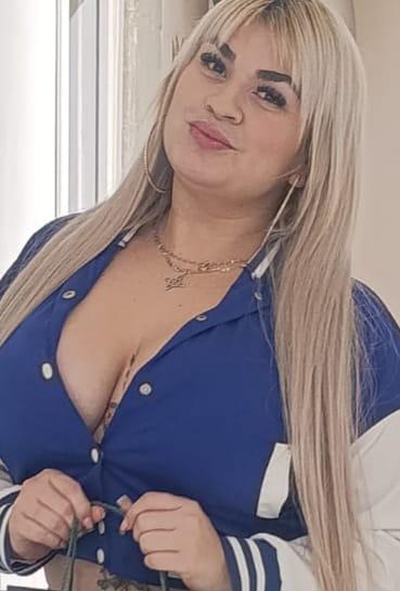 Chica busca chico en Granada: 