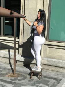 641816949: Chica busca chico en Murcia