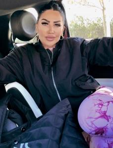 614925646: Chica busca chico en Barcelona