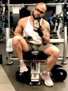 695865467: Chico busca chica en Málaga