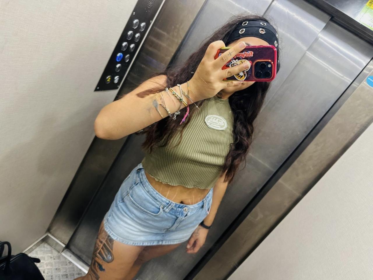 Chica busca chico en Cádiz: 