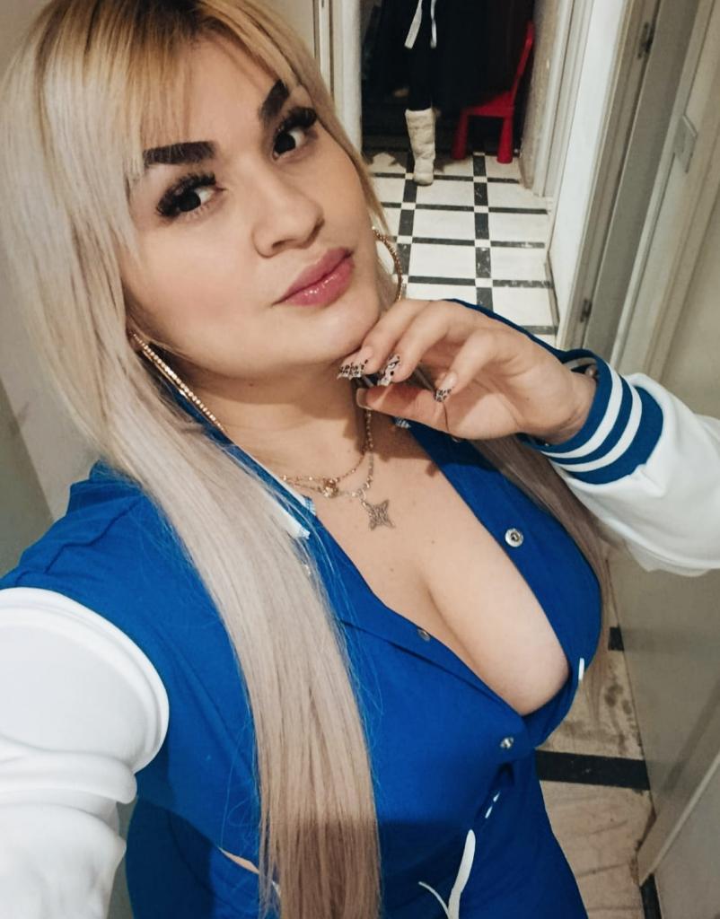 Chica busca chico en Granada: 