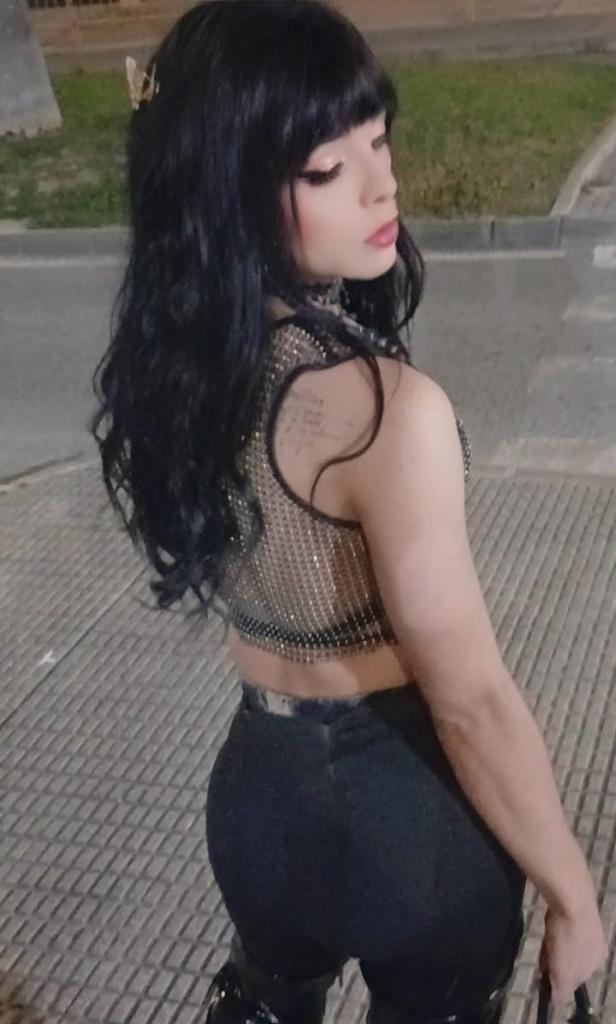 Chica busca chico en Almería: 
