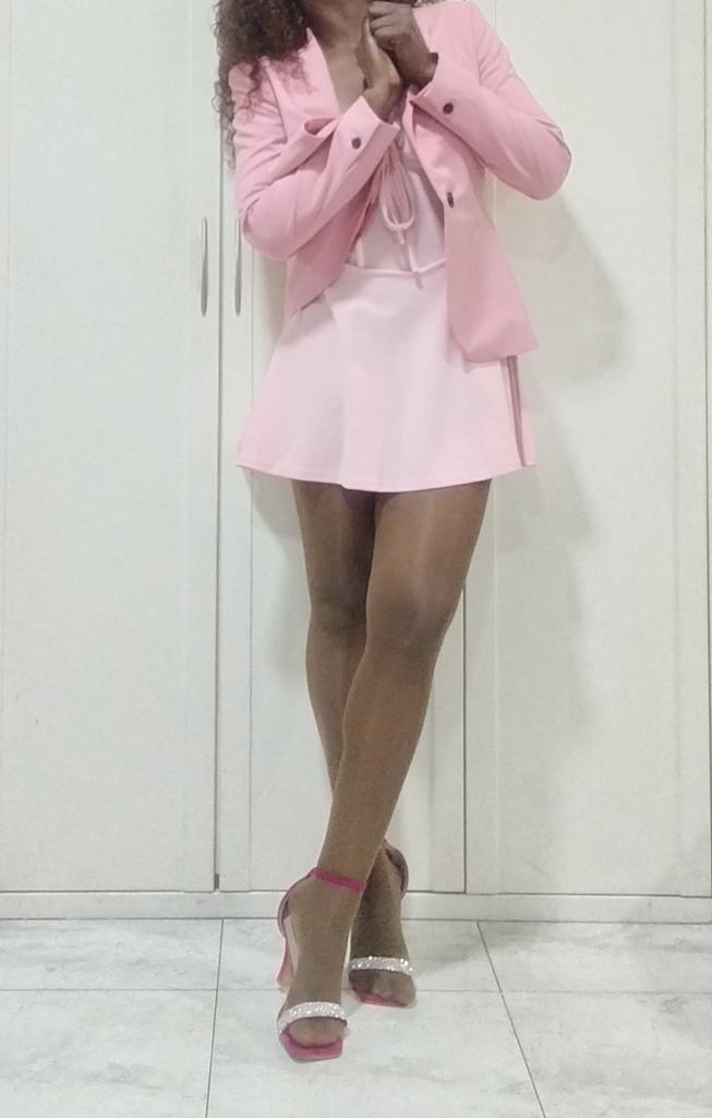 631893401: Chica busca chico en Madrid