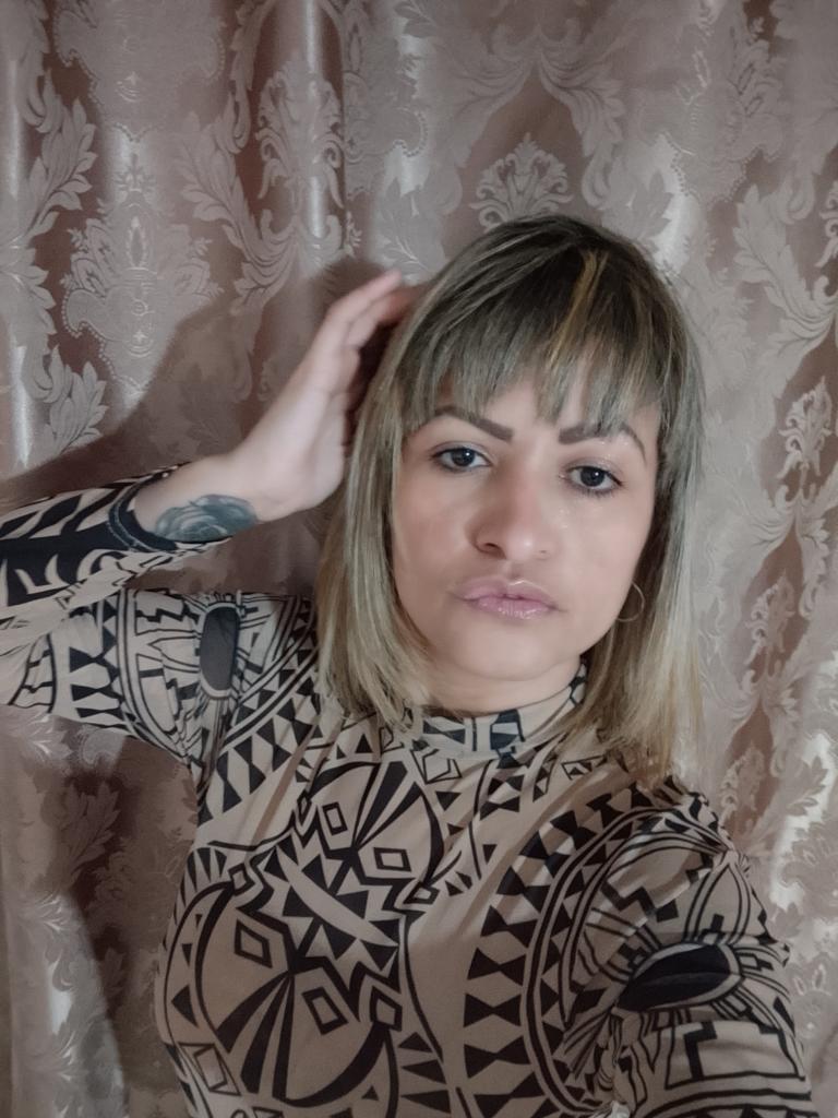 611221060: Chica busca chico en Murcia