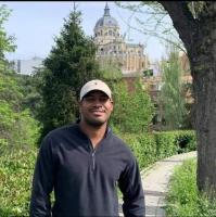 667872368: Chico busca chica en Madrid