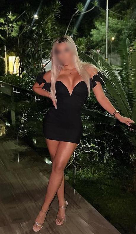 Chica busca chico en Almería: Chica busca chico