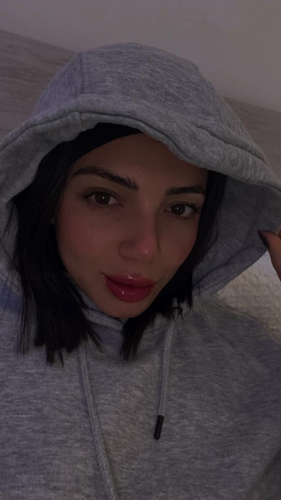 Chica busca chico en Cádiz: 