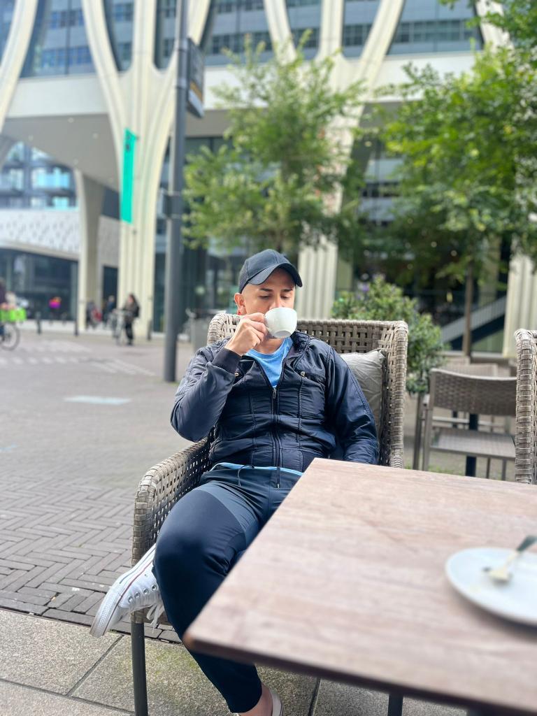 Chico busca chica en Almería: 