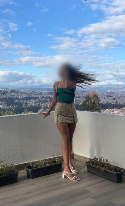 615517541: Chica busca chico en Gerona