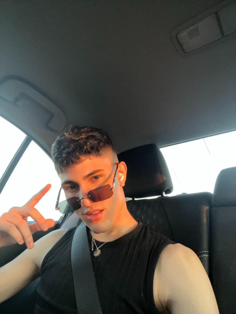 Chico busca chica en Alicante: 