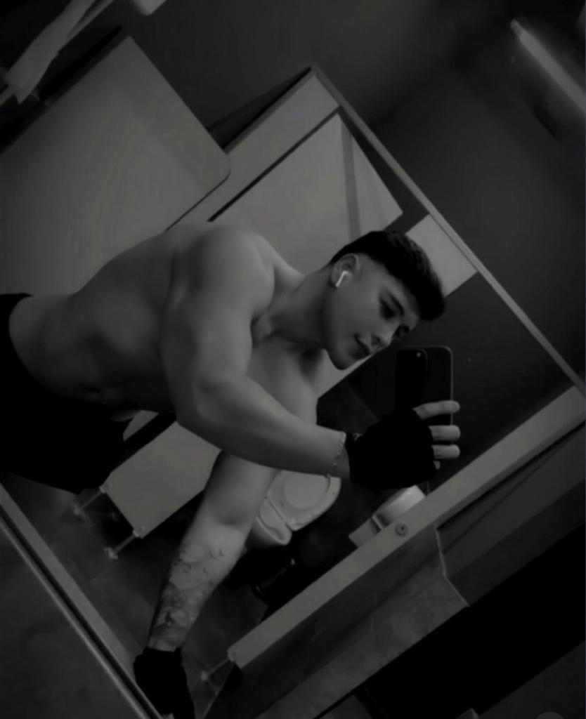 Chico busca chica en Murcia: 