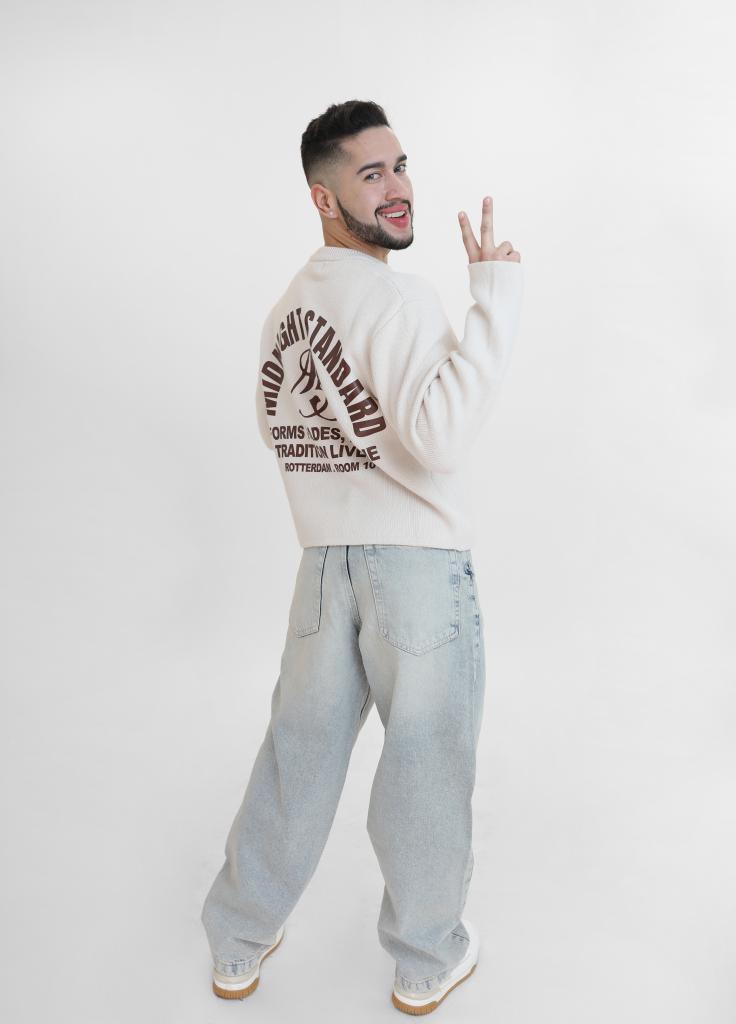 650347317: Chico busca chica en Valencia