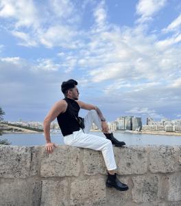 641873298: Chico busca chica en Granada