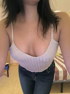 631195387: Chica busca chico en Lérida