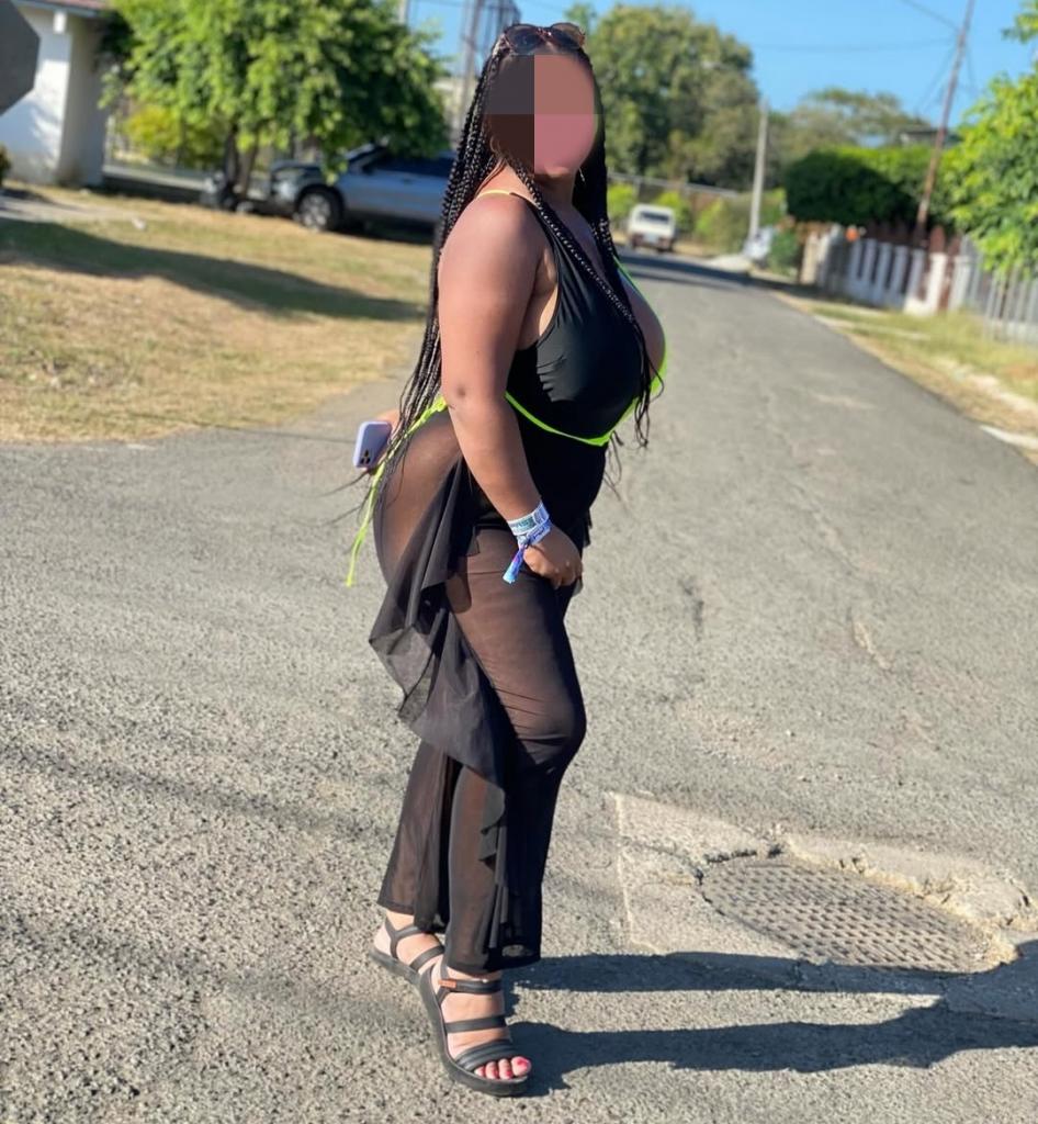 641653506: Chica busca chico en León