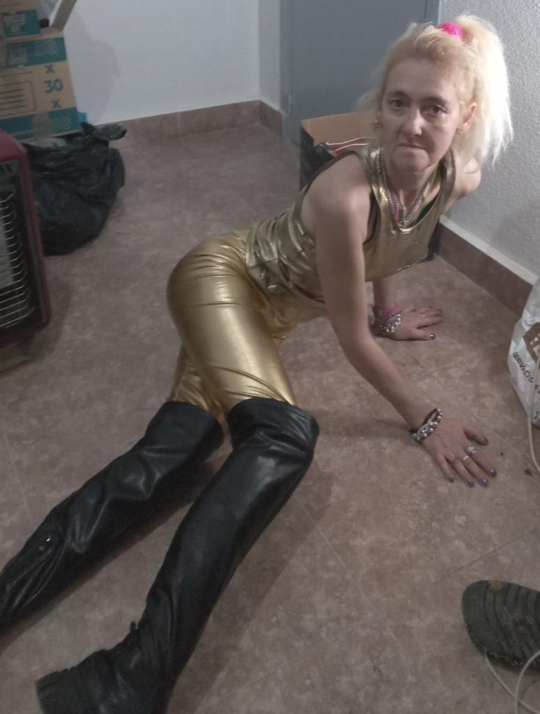 603704683: Chica busca chico en Murcia