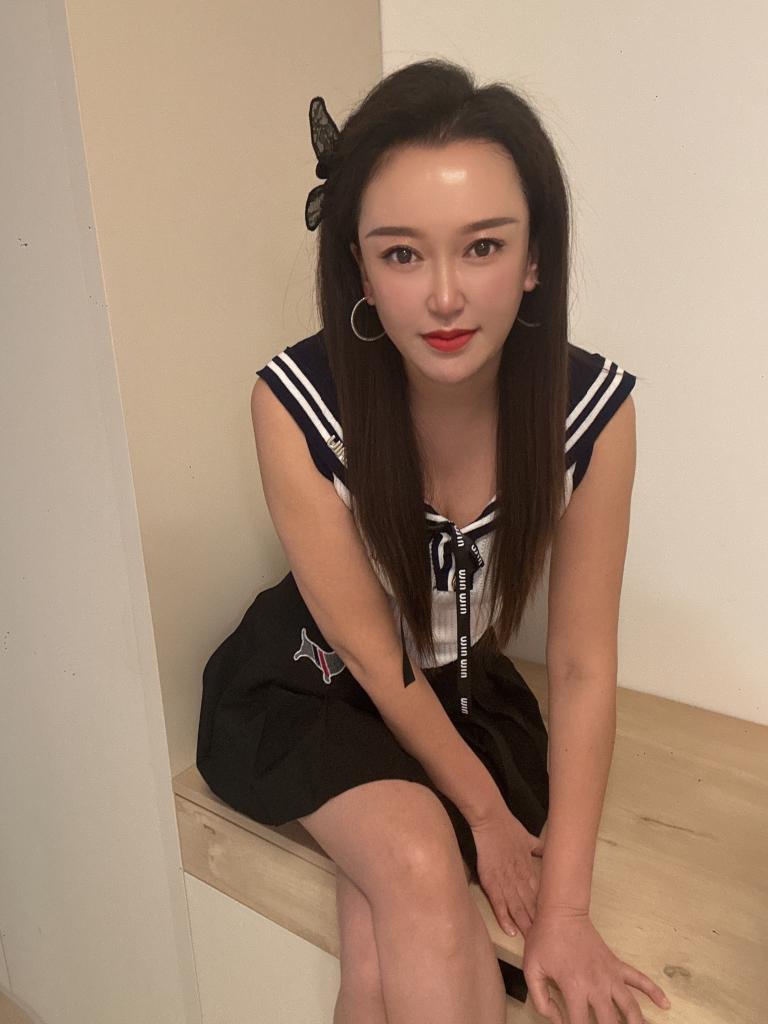 Chica busca chico en Valencia: Chica busca chico