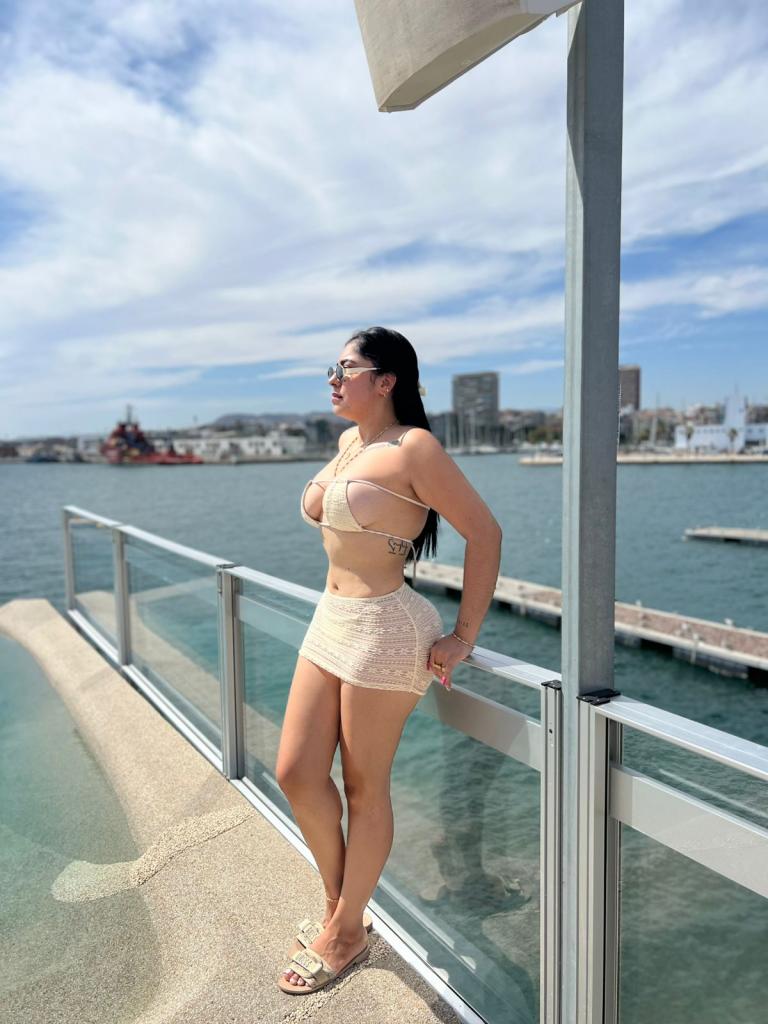 Chica busca chico en Alicante: 