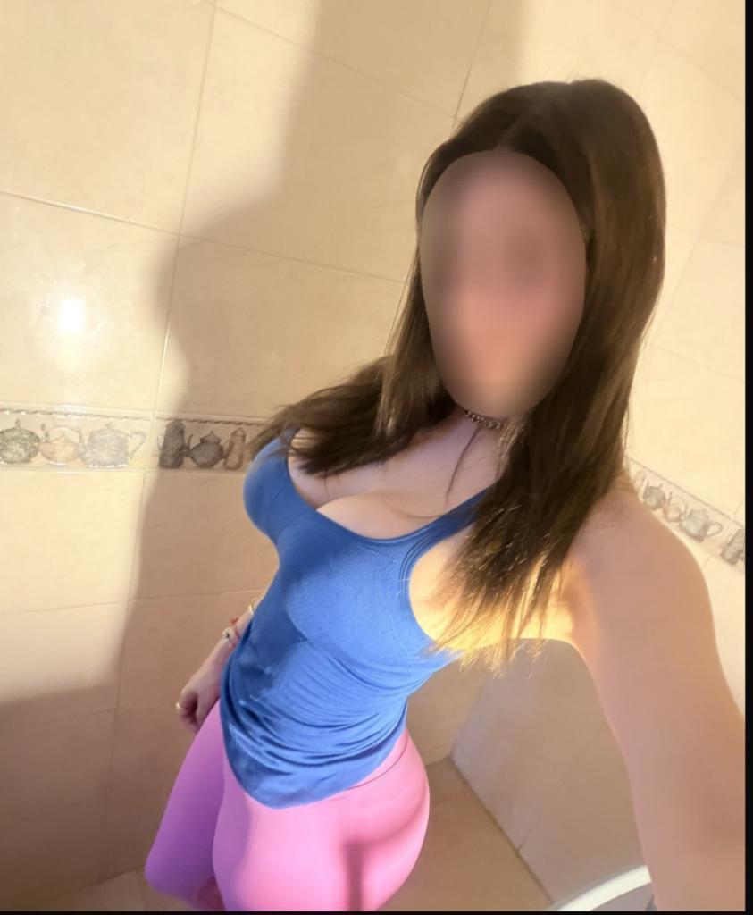 694259509: Chica busca chico en Murcia