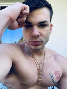 Chico busca chica en Málaga: 