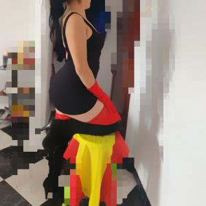 611262152: Chica busca chico en Sevilla