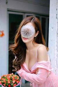 613913559: Chica busca chico en Madrid