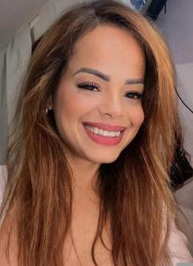 613836556: Chica busca chico en Madrid