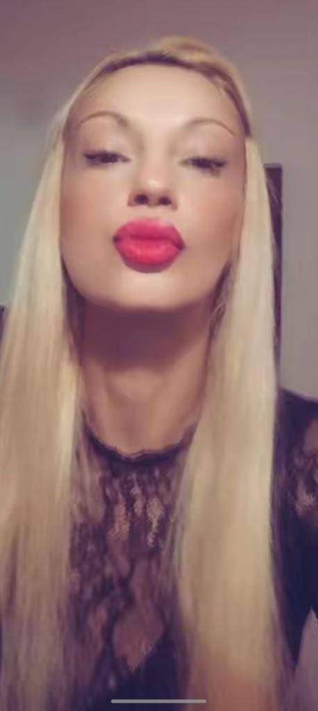 Chica busca chico en Pontevedra: 