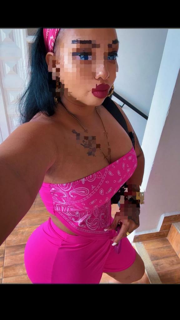 624980504: Chica busca chico en La Coruña