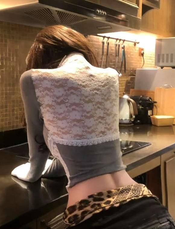 Chica busca chico en Tenerife: 